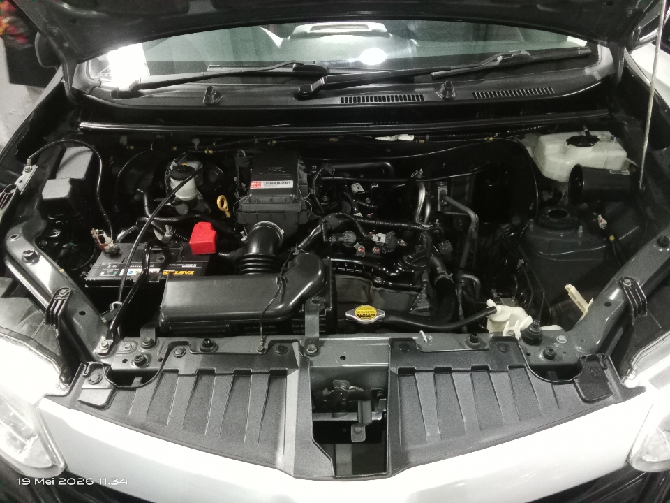 Foto Mobil Bekas Mesin Toyota Avanza 1.3 E tahun 2018