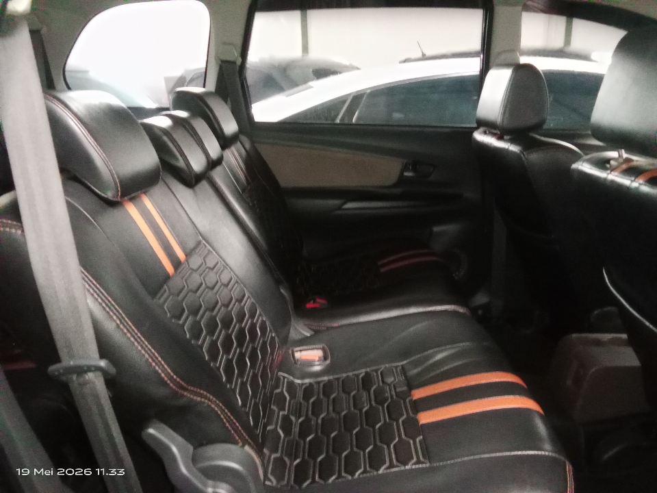 Foto Mobil Bekas Kabin Belakang Toyota Avanza 1.3 E tahun 2018