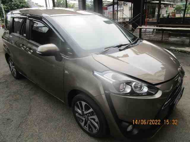 2017 Toyota Sienta 1.5 V - Foto 1 dari 6