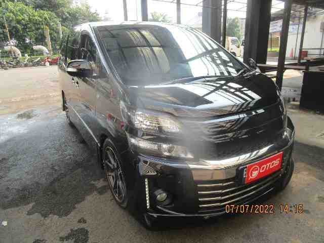 2014 Toyota Vellfire 2.4 GS - Foto 1 dari 6