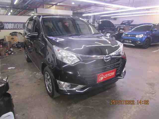 2017 Daihatsu Sigra 1.2 R - Foto 1 dari 9