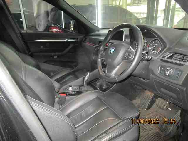 Foto Mobil Bekas Kabin Depan BMW X1 1.5 Sdrive18i tahun 2018