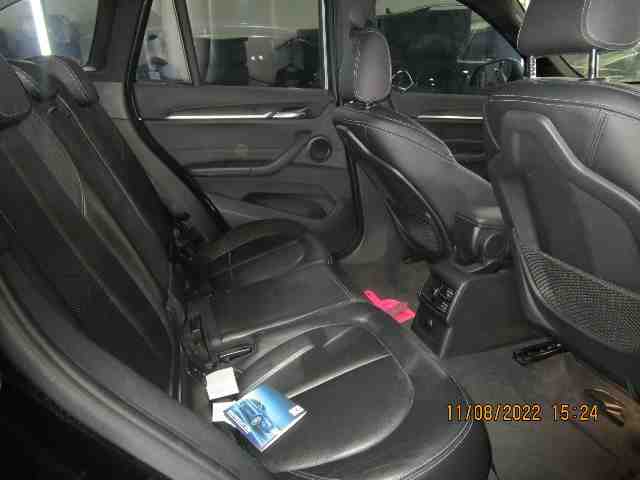 Foto Mobil Bekas Kabin Belakang BMW X1 1.5 Sdrive18i tahun 2018