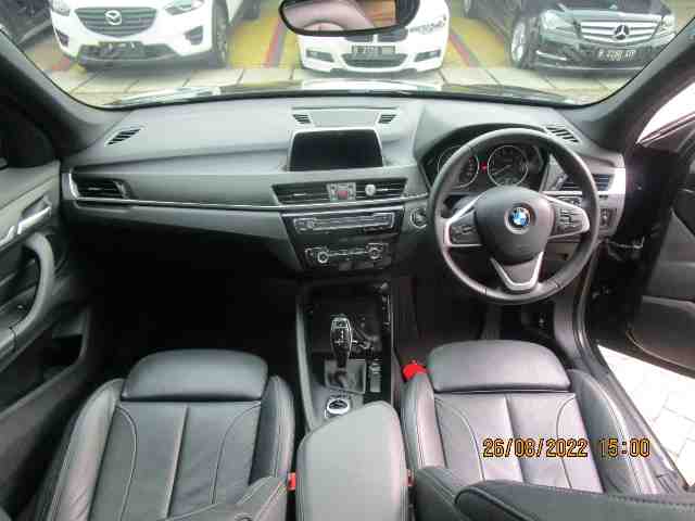 Foto Mobil Bekas Dashboard BMW X1 1.5 Sdrive18i tahun 2018