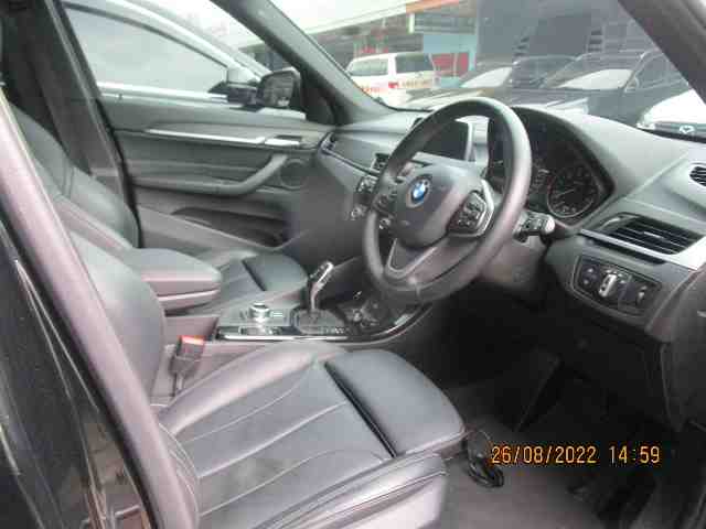 Foto Mobil Bekas Kabin Depan BMW X1 1.5 Sdrive18i tahun 2018
