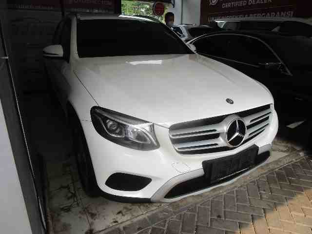 2017 Mercedes-Benz GLC250 2.0 - Foto 1 dari 6