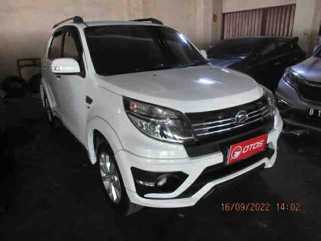 2016 Daihatsu Terios 1.5 R - Foto 1 dari 6