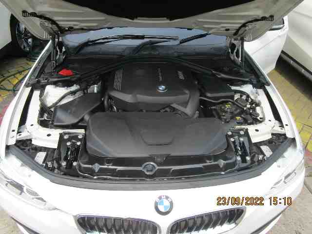Foto Mobil Bekas Mesin BMW 320i 2.0 tahun 2016