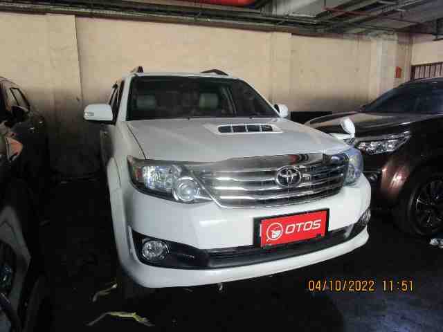 2015 Toyota Fortuner 2.5 G - Foto 1 dari 6