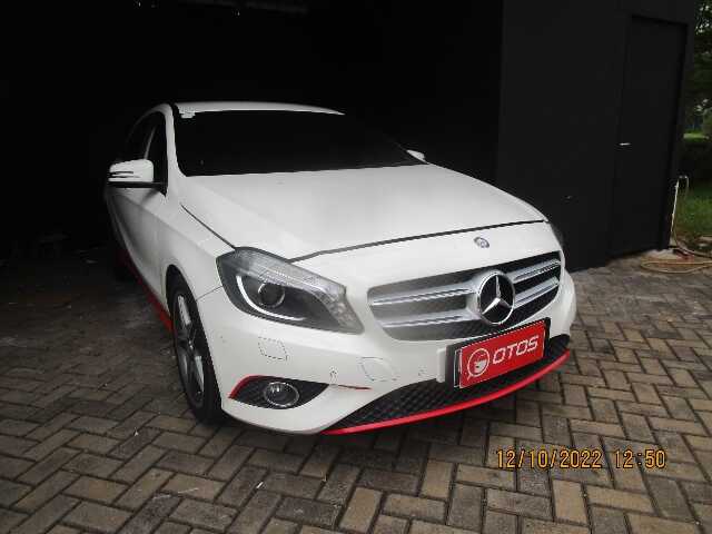 2014 Mercedes-Benz A200 1.6 Urban - Foto 1 dari 6