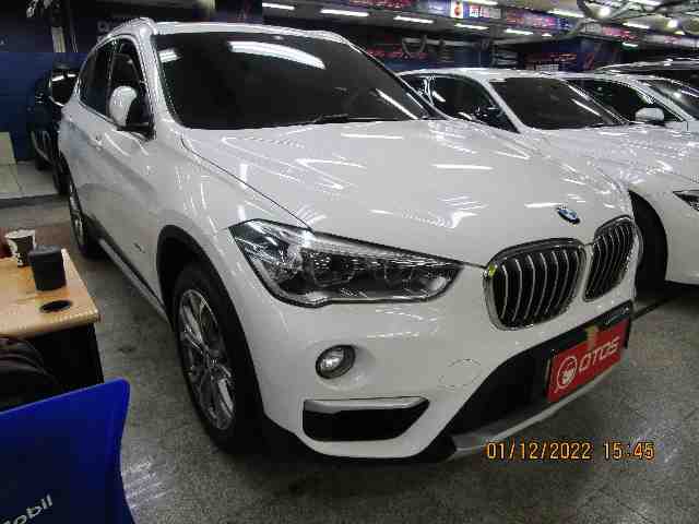 2018 BMW X1 1.5 - Foto 1 dari 6