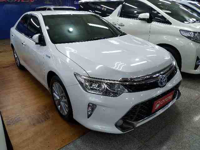 2015 Toyota Camry Hybrid 2.5 - Foto 1 dari 6
