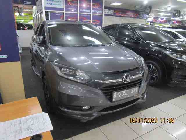 2016 Honda HR-V 1.8 Prestige - Foto 1 dari 6