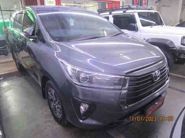 2021 Toyota Kijang Innova 2.4 V - Foto 1 dari 6