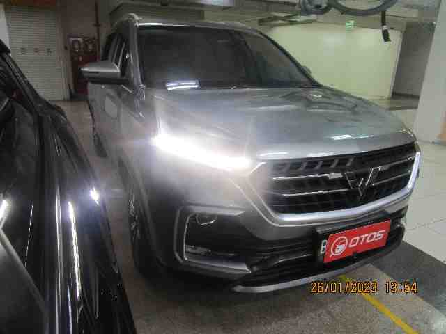2019 Wuling Almaz 1.5 Exclusive 5-Seater - Foto 1 dari 6