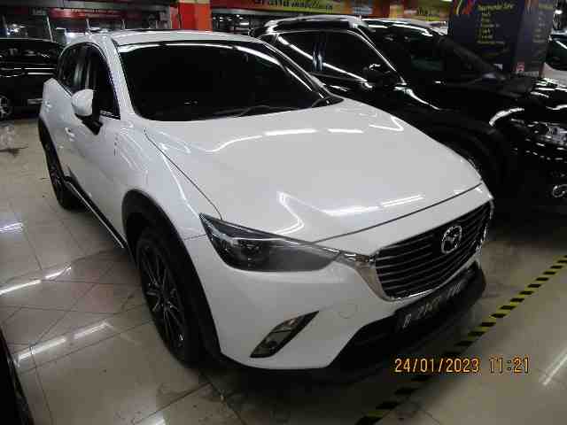2017 Mazda 3 2.0 - Foto 1 dari 6