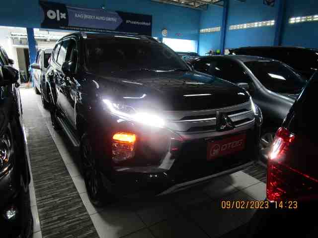 2021 Mitsubishi Pajero Sport 2.4 Dakar 4X2 - Foto 1 dari 6