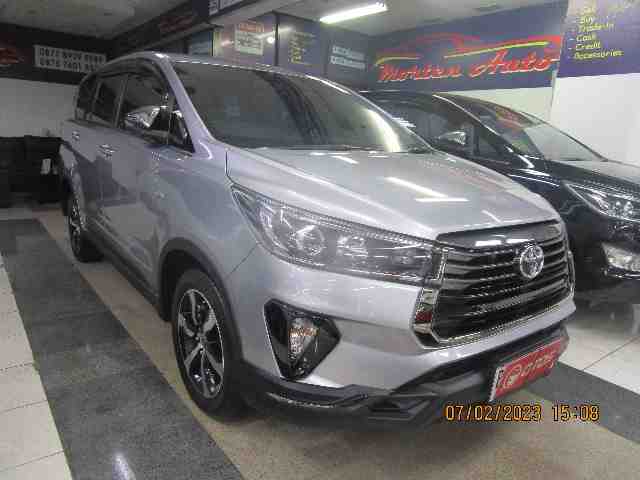 2021 Toyota Kijang Innova 2.0 Venturer - Foto 1 dari 6