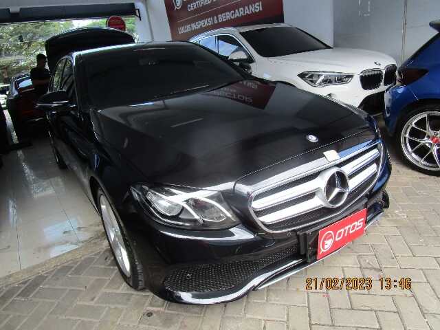 2017 Mercedes-Benz E250 2.0 - Foto 1 dari 6