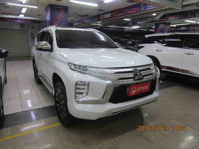 2021 Mitsubishi Pajero Sport 2.4 Dakar - Foto 1 dari 6