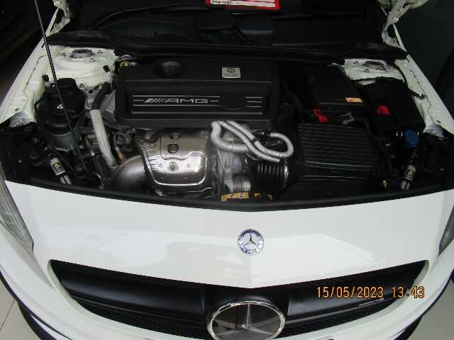 Foto Mobil Bekas Mesin Mercedes-Benz A45 AMG 2.0 4MATIC tahun 2014