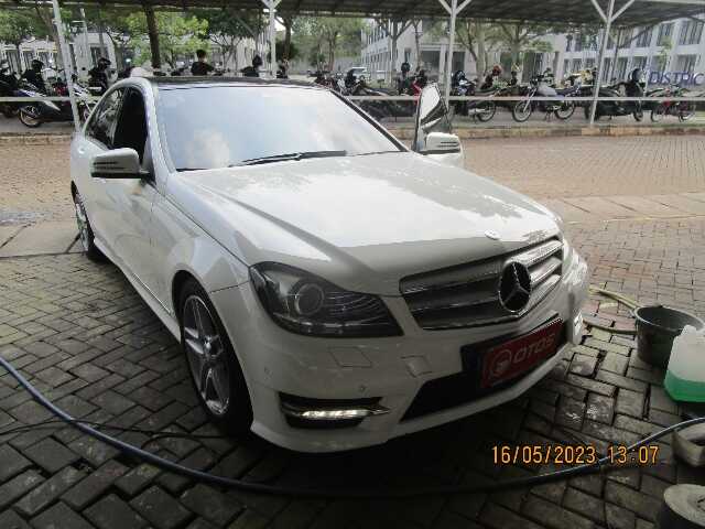 2013 Mercedes-Benz C250 1.8 CGI - Foto 1 dari 6