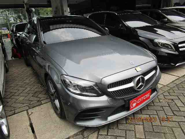 2019 Mercedes-Benz C300 2.0 AMG - Foto 1 dari 6