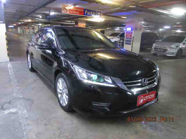 2013 Honda Accord 2.4 VTi - Foto 1 dari 9