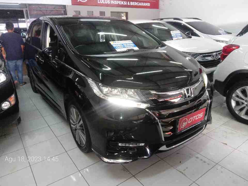 2018 Honda Odyssey 2.4 - Foto 1 dari 6