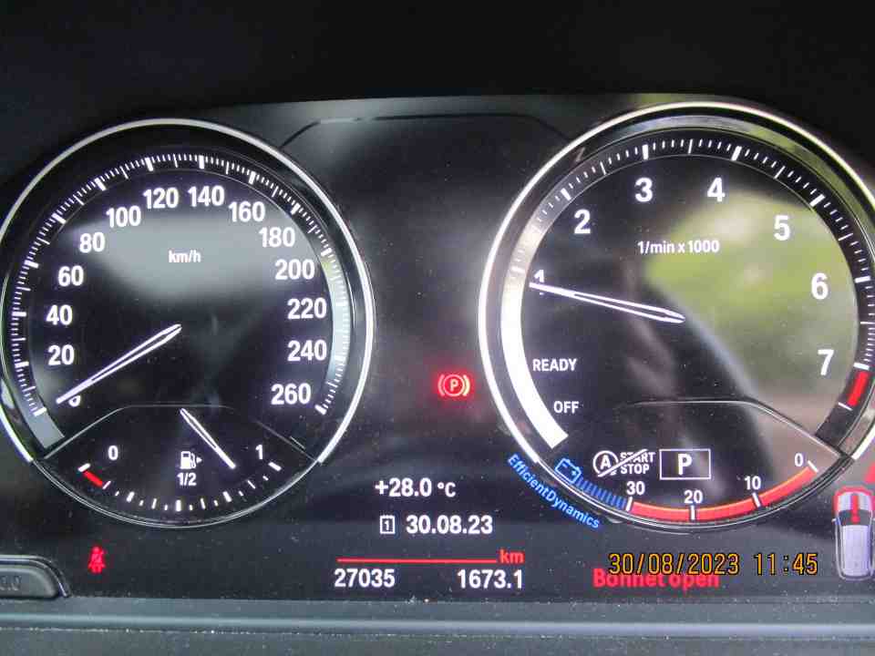 Foto Mobil Bekas Odometer BMW X1 1.5 Sdrive18i Xline tahun 2019