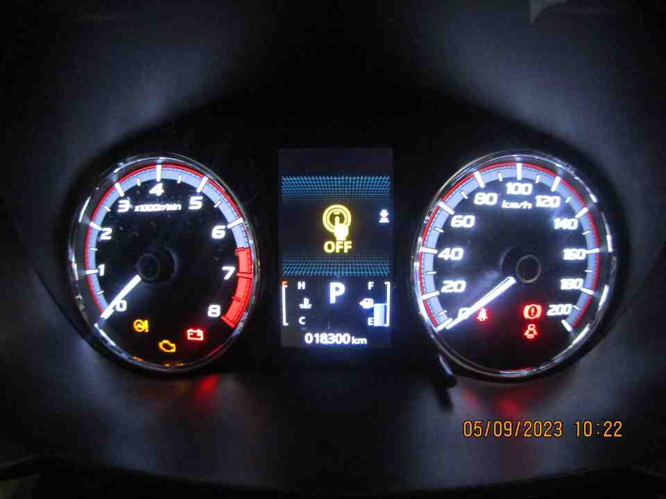 Foto Mobil Bekas Odometer Mitsubishi Xpander 1.5 Ultimate tahun 2021