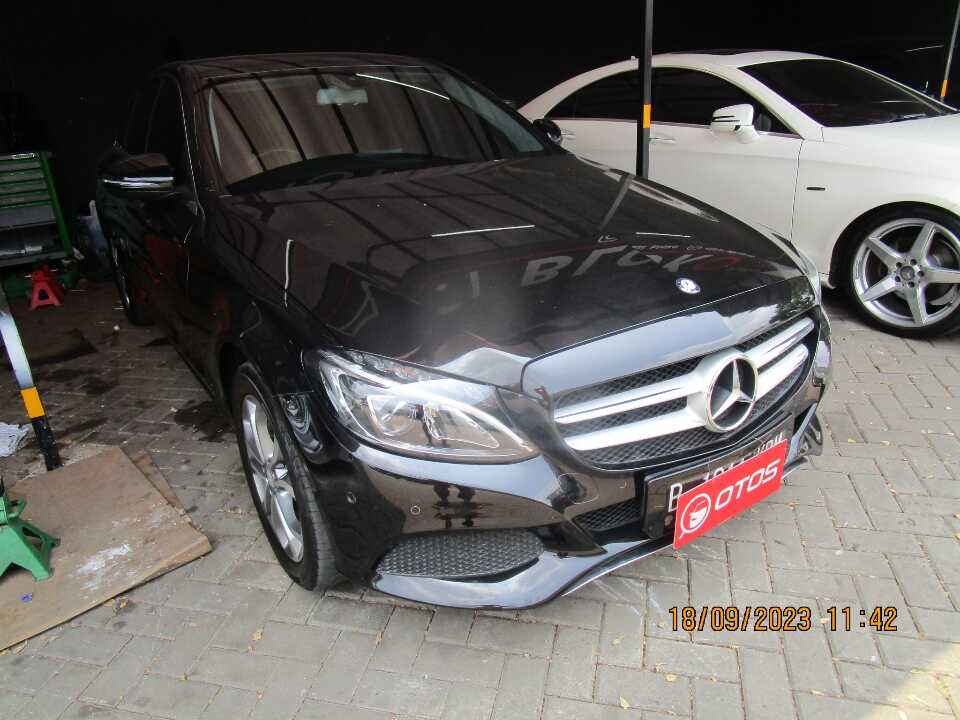 2015 Mercedes-Benz C200 2.0 - Foto 1 dari 6