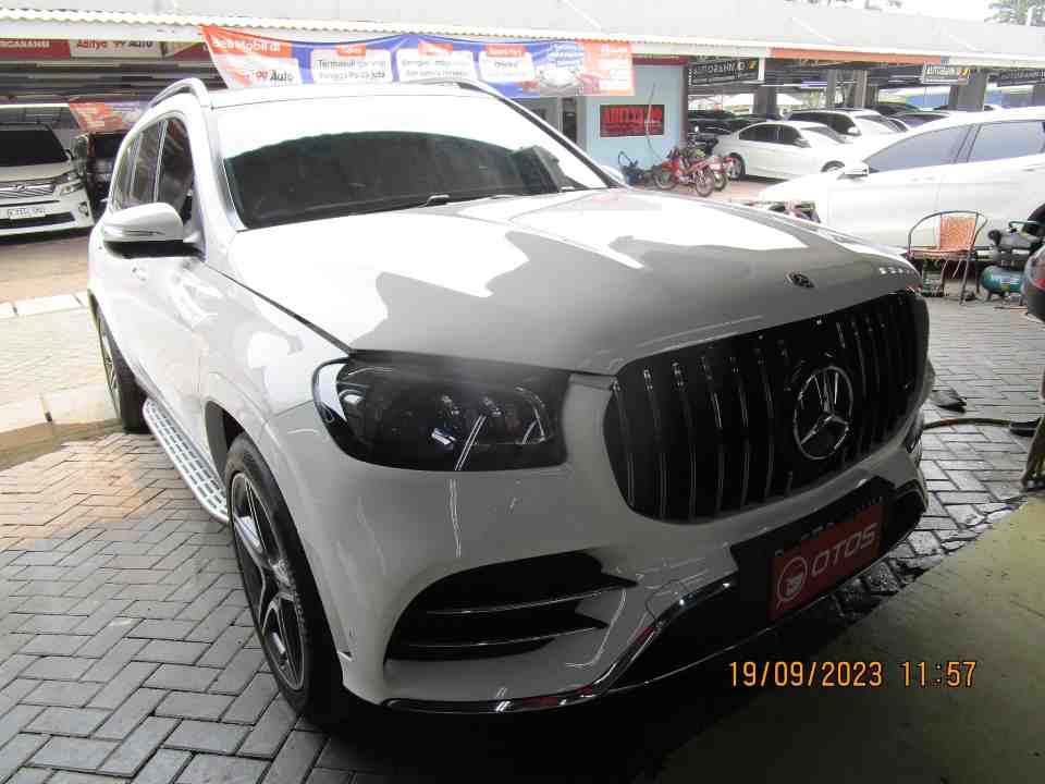 2020 Mercedes-Benz GLS450 3.0 4MATIC AMG Line - Foto 1 dari 6