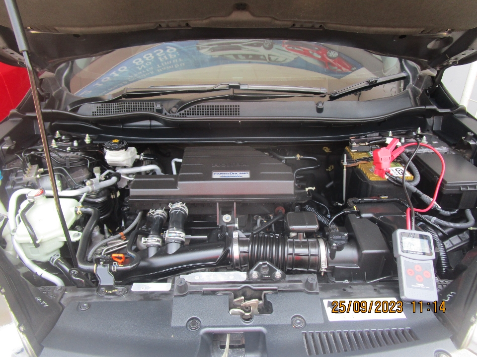 Foto Mobil Bekas Mesin Honda CR-V 1.5 Turbo Prestige tahun 2017