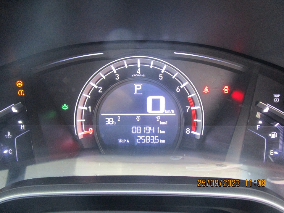 Foto Mobil Bekas Odometer Honda CR-V 1.5 Turbo Prestige tahun 2017