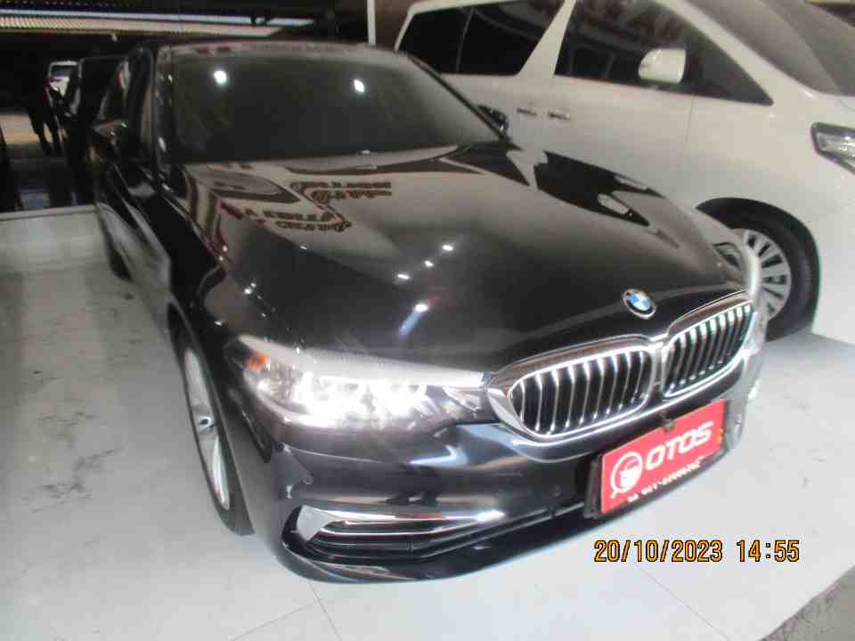 2018 BMW 530i 2.0 - Foto 1 dari 6