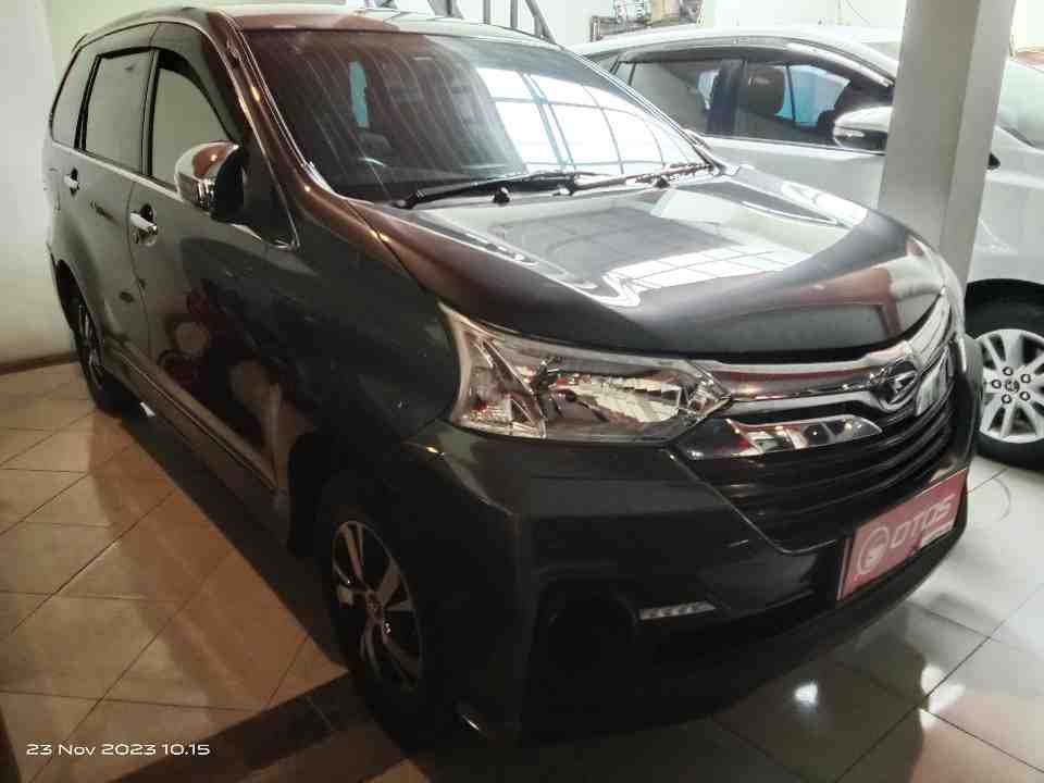 2018 Daihatsu Xenia 1.3 R - Foto 1 dari 6