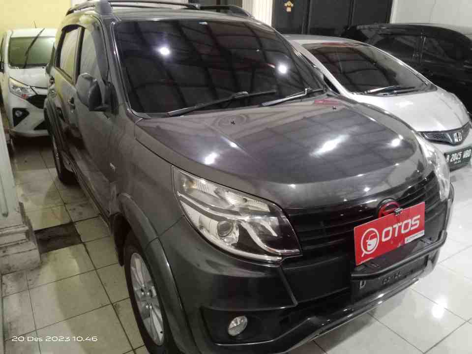 2017 Daihatsu Terios 1.5 R - Foto 1 dari 6