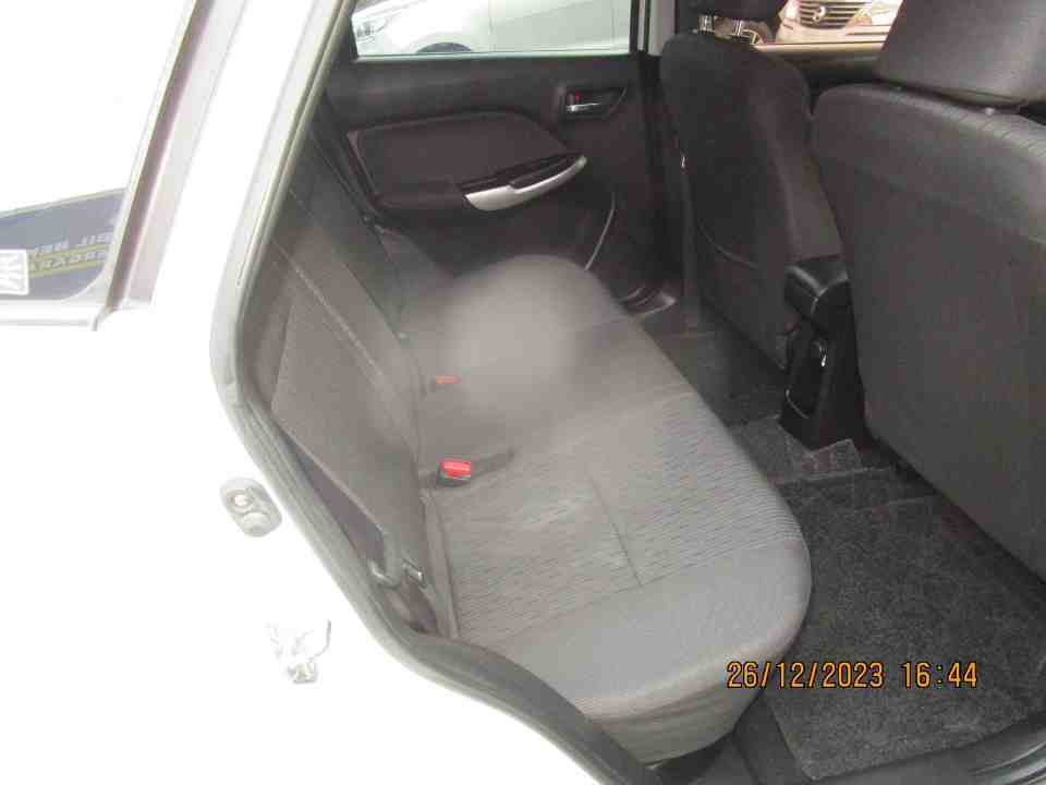 Foto Mobil Bekas Kabin Belakang Suzuki Baleno 1.4 tahun 2018
