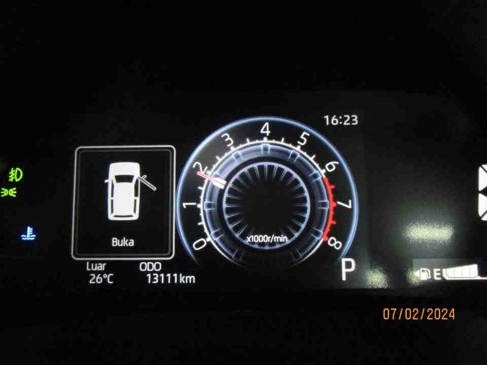 Foto Mobil Bekas Odometer Toyota Raize 1.0 GR Sport TSS tahun 2021