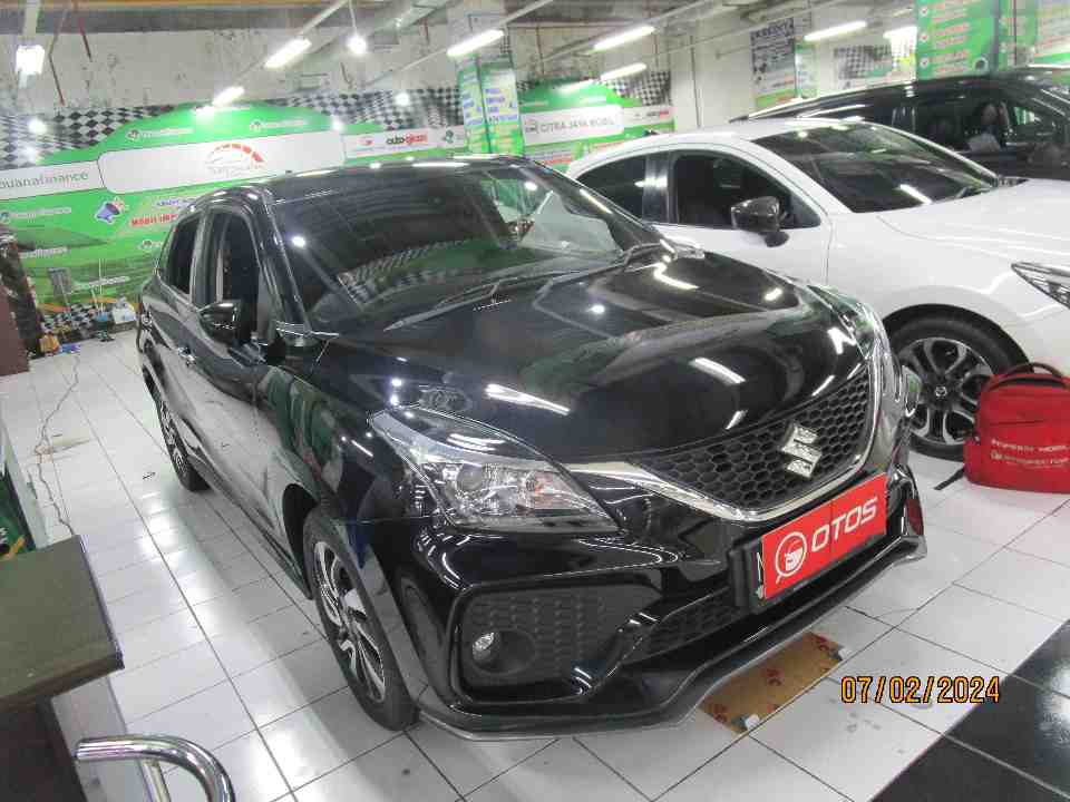 2021 Suzuki Baleno 1.4 - Foto 1 dari 6