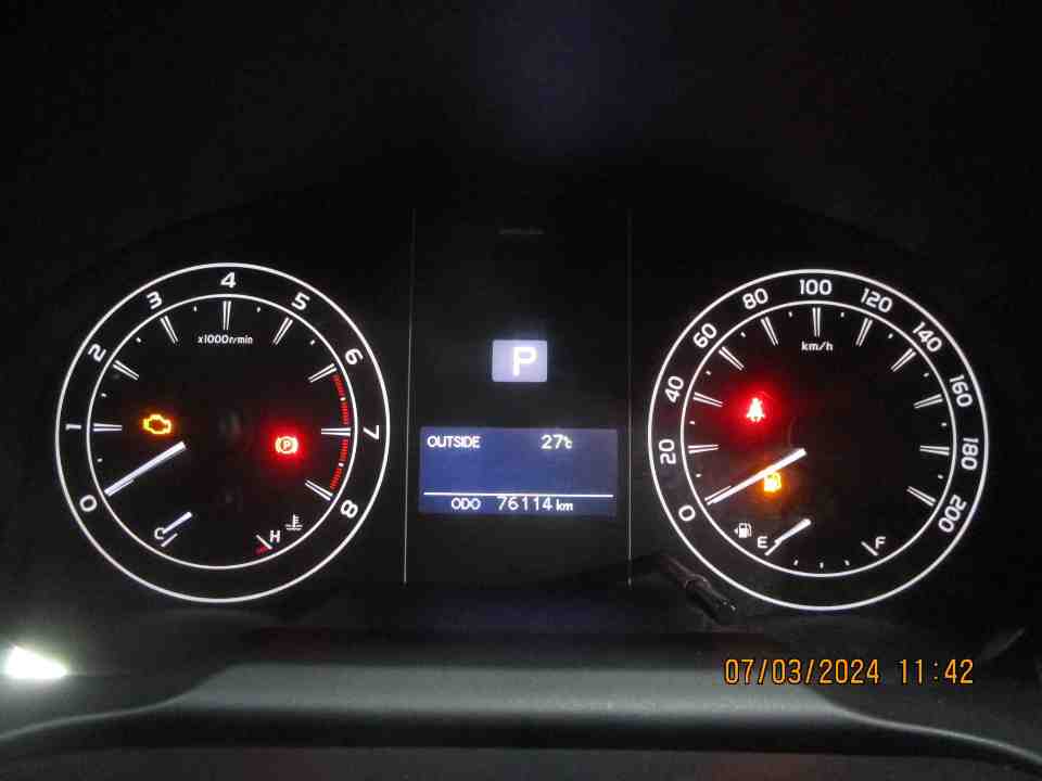Foto Mobil Bekas Odometer Toyota Innova 2.0 G tahun 2020