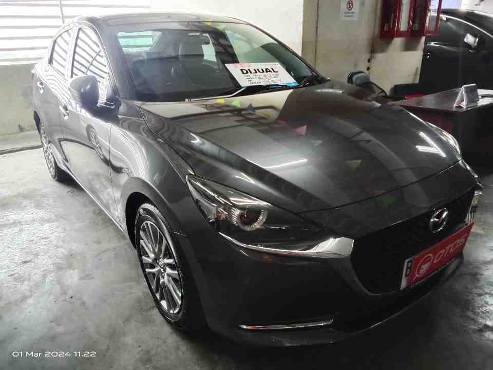 2022 Mazda 2 1.5