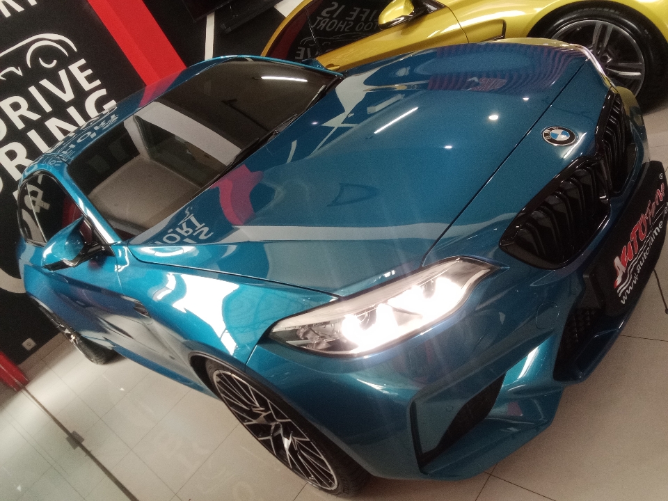 2021 BMW M2 Competition 3.0 - Foto 1 dari 6
