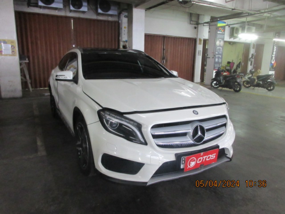 2014 Mercedes-Benz GLA200 1.6 - Foto 1 dari 6