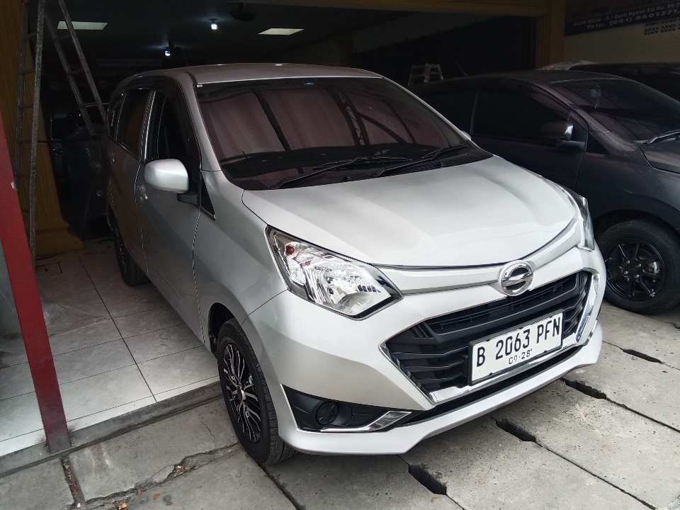 2018 Daihatsu Sigra 1.2 X - Foto 1 dari 6