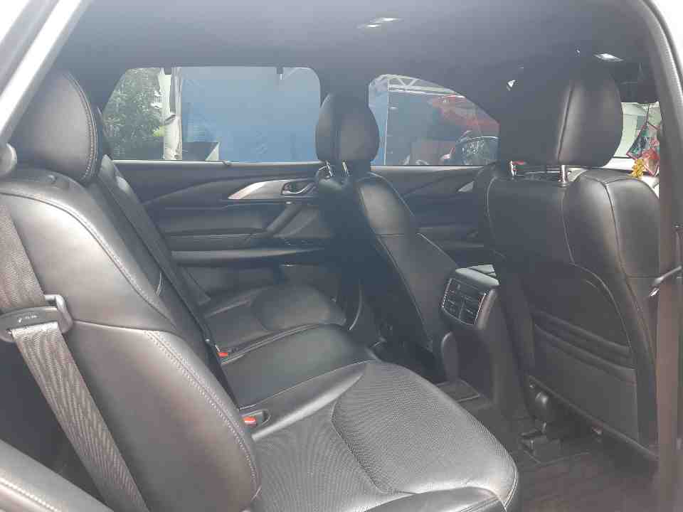 Foto Mobil Bekas Kabin Belakang Mazda CX-9 2.0 tahun 2018