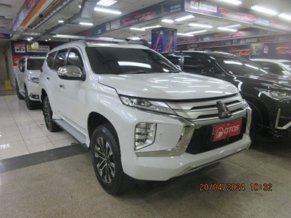 2021 Mitsubishi Pajero Sport 2.4 Dakar 4X2 - Foto 1 dari 6