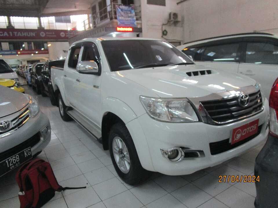 2013 Toyota Hilux 2.5 G - Foto 1 dari 6