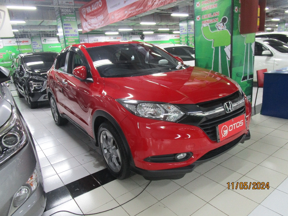 2018 Honda HR-V 1.5 E - Foto 1 dari 6
